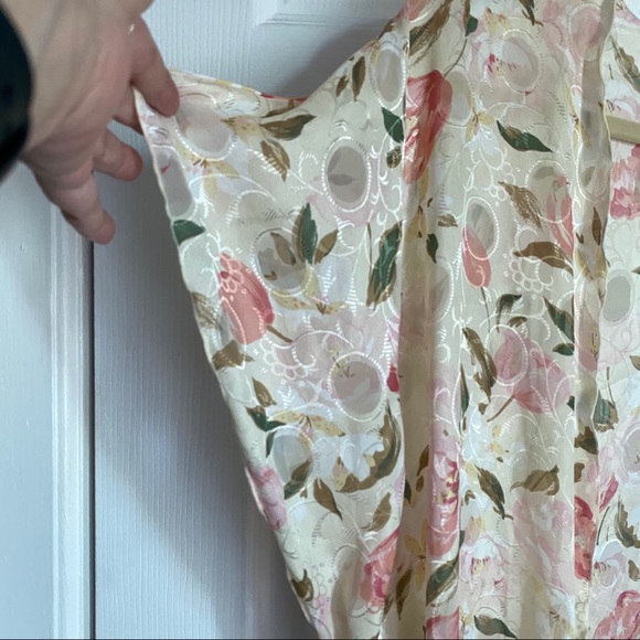 ROMANTIC SHEER ROBE - Picture 6 of 8